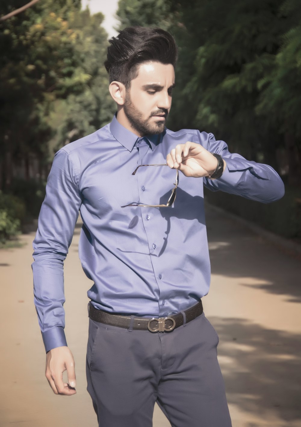 Satin evening shirt in plum