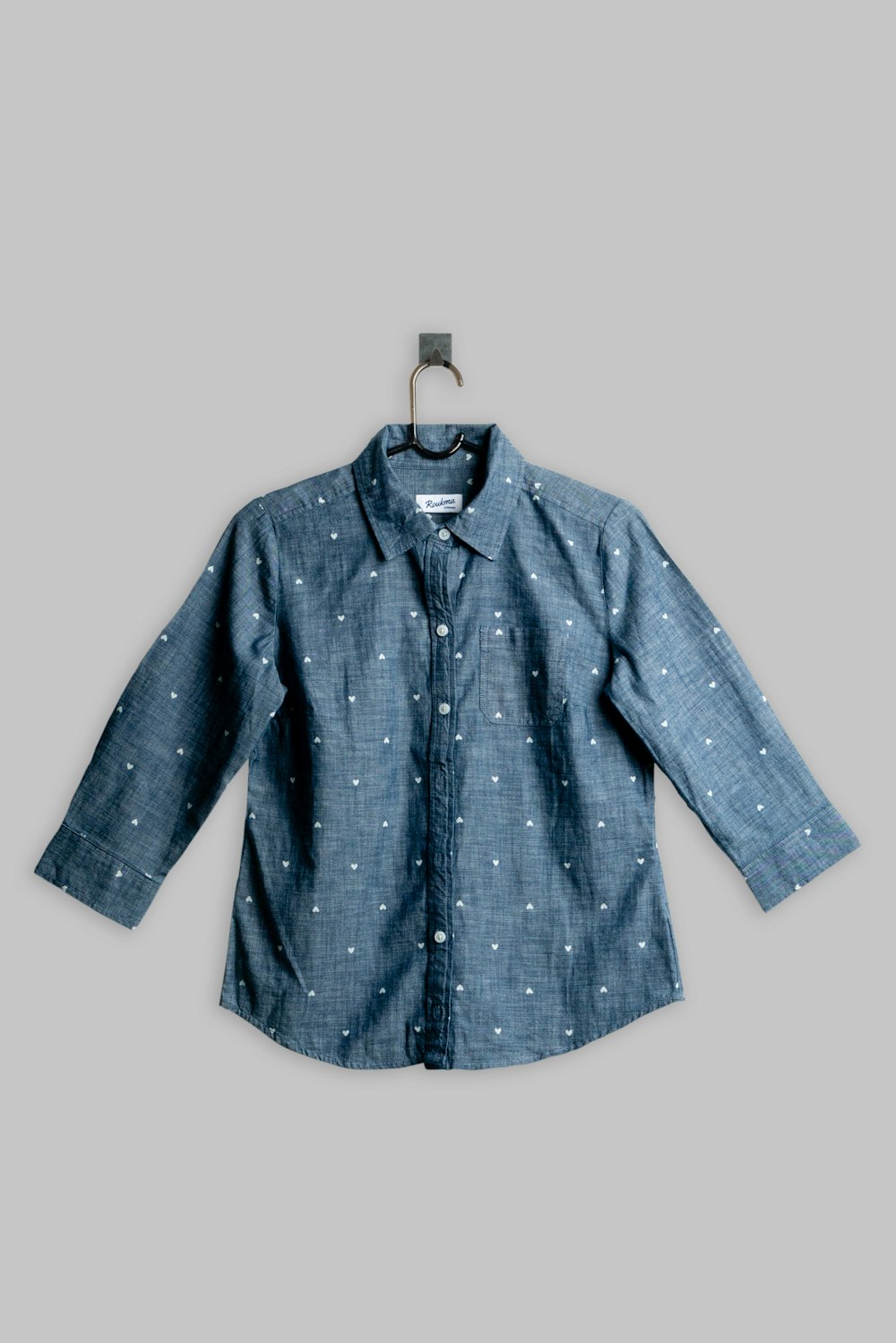 Heart print shirt in washed blue